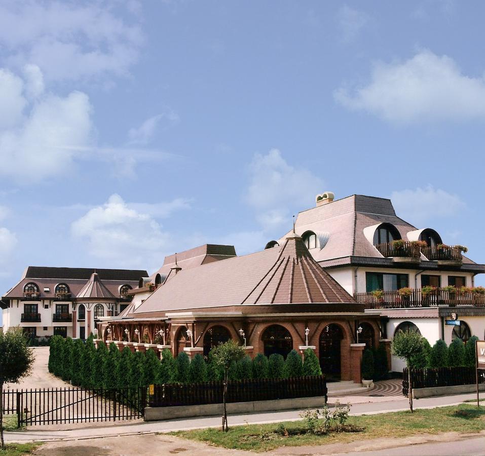 Karikas Hotel Hajdúszoboszló Extérieur photo