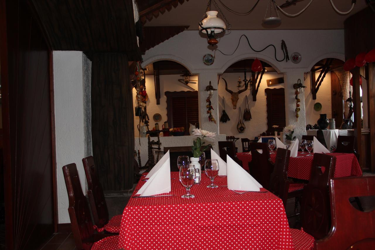 Karikas Hotel Hajdúszoboszló Extérieur photo