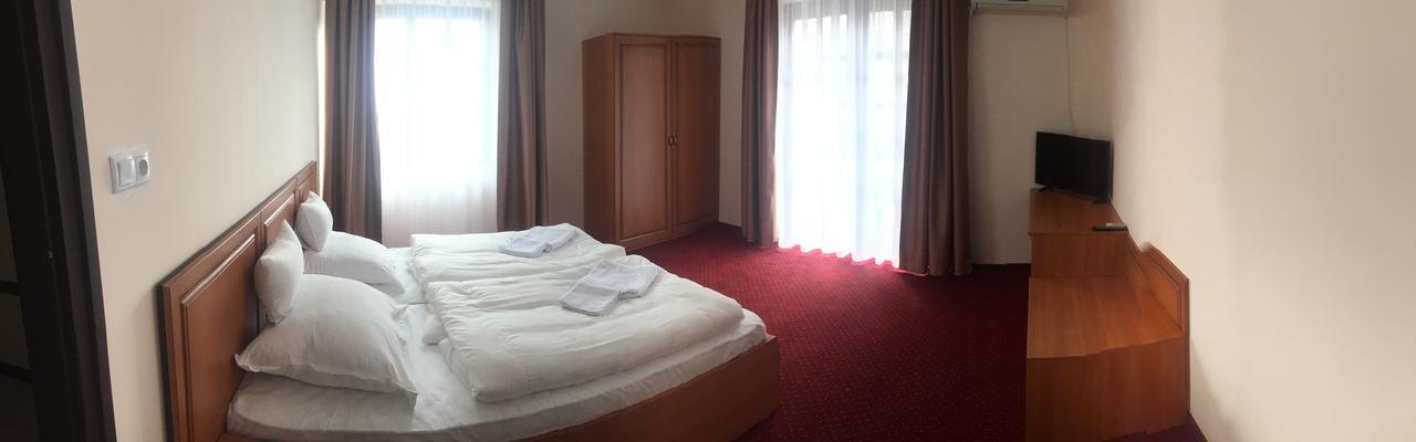 Karikas Hotel Hajdúszoboszló Extérieur photo