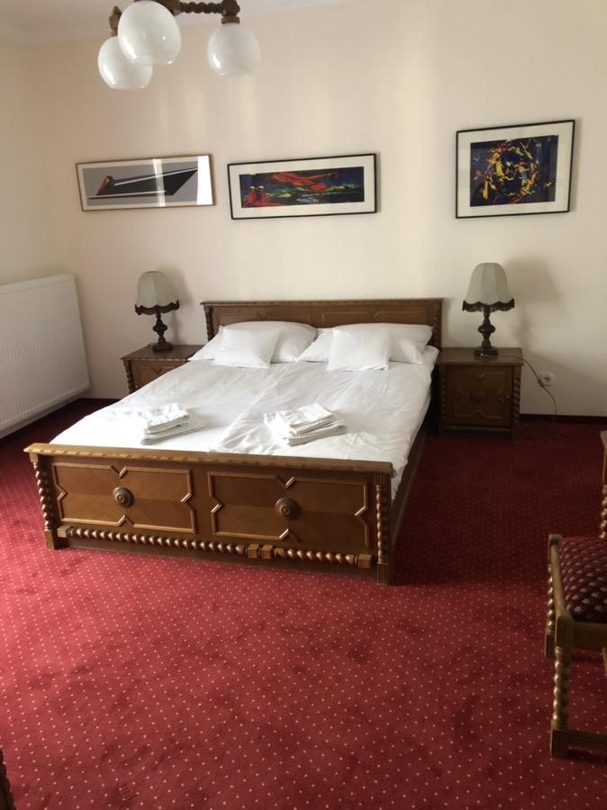 Karikas Hotel Hajdúszoboszló Extérieur photo